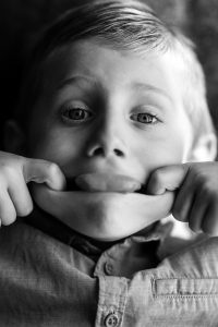 grimace enfant