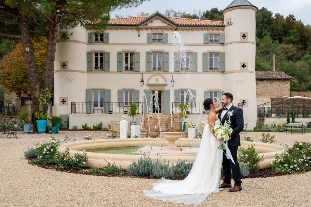 château et mariés